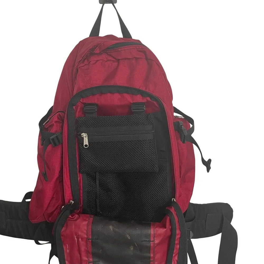 LL Bean Backpack‎ Hiking Camping Daypack Red Black Travel Bag Outdoor Mountain